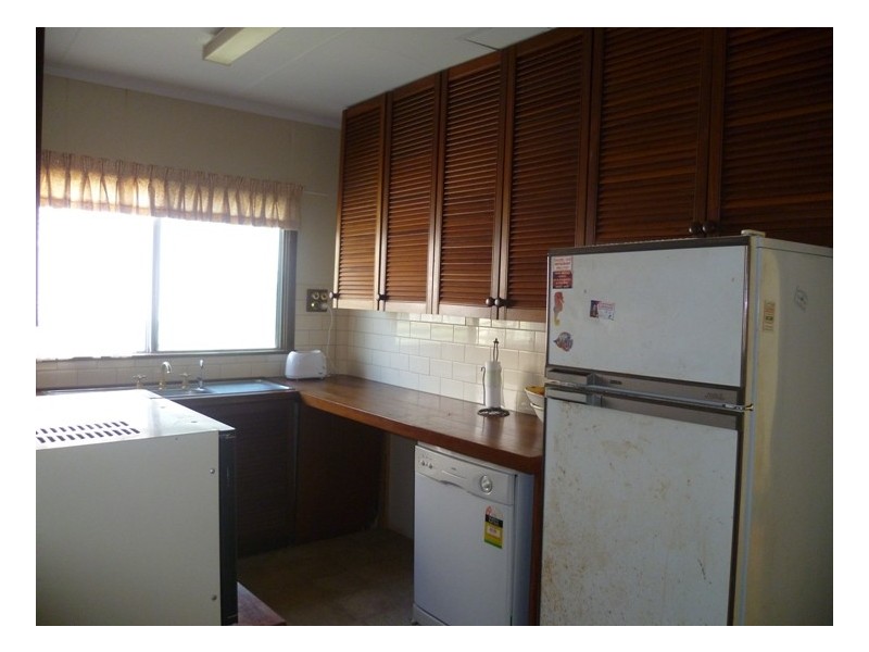 45 NAIRN STREET, Leeman WA 6514