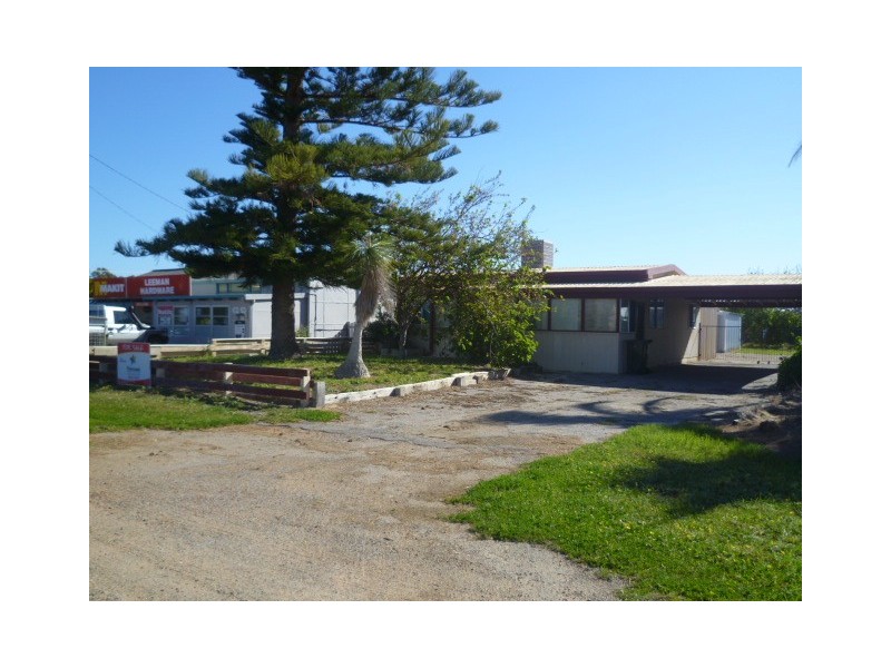 45 NAIRN STREET, Leeman WA 6514