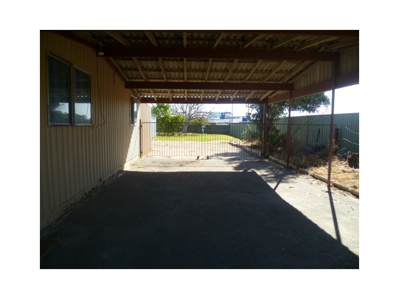 45 NAIRN STREET, Leeman WA 6514