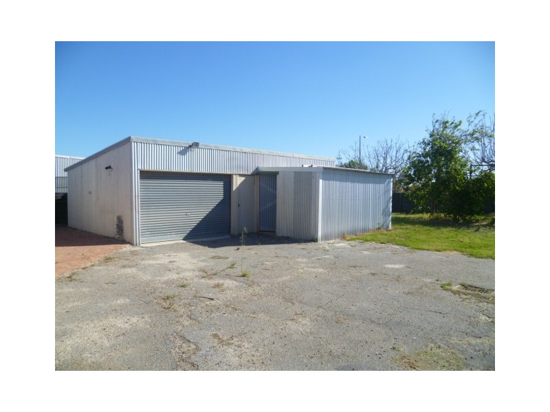 45 NAIRN STREET, Leeman WA 6514