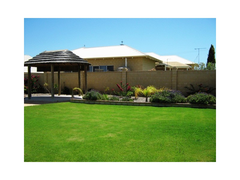 13 Sheoak Grove, Jurien Bay WA 6516