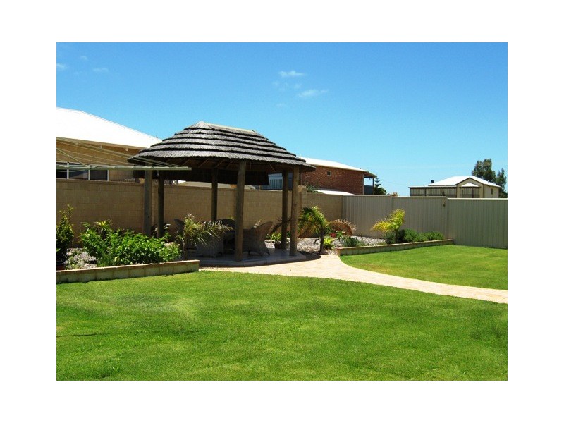 13 Sheoak Grove, Jurien Bay WA 6516