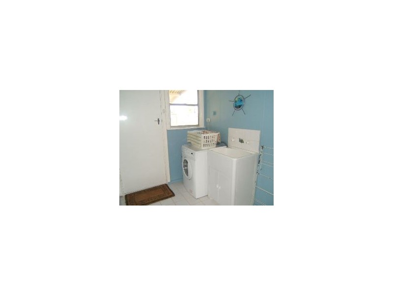 3 BATT STREET, Jurien Bay WA 6516