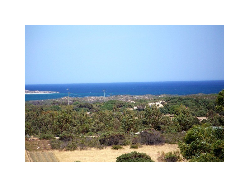 LOT 25 GERONIMO and Crn. CAMBEWARRA CRESCENT, Jurien Bay WA 6516