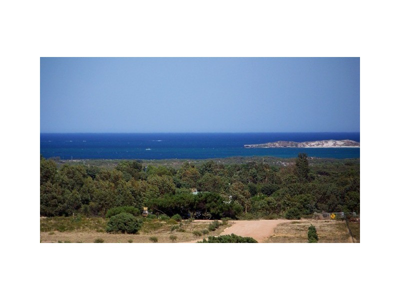 LOT 25 GERONIMO and Crn. CAMBEWARRA CRESCENT, Jurien Bay WA 6516