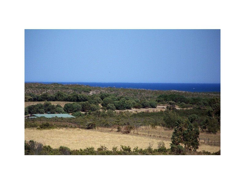 LOT 25 GERONIMO and Crn. CAMBEWARRA CRESCENT, Jurien Bay WA 6516