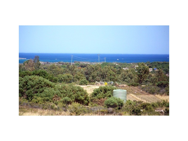 LOT 25 GERONIMO and Crn. CAMBEWARRA CRESCENT, Jurien Bay WA 6516