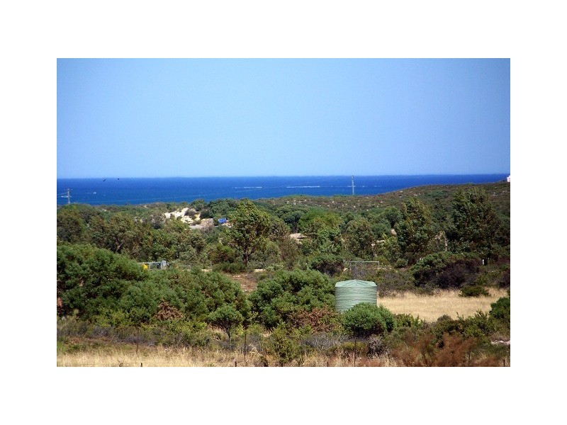 LOT 25 GERONIMO and Crn. CAMBEWARRA CRESCENT, Jurien Bay WA 6516