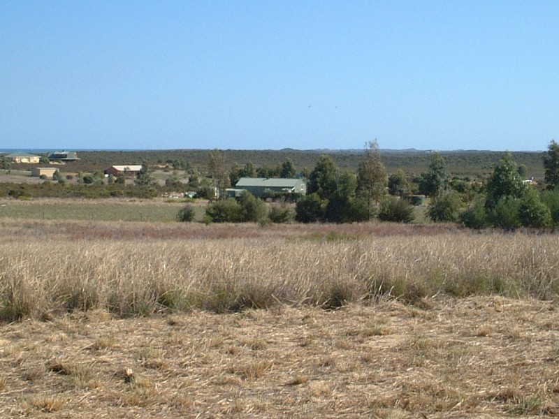 LOT 25 GERONIMO and Crn. CAMBEWARRA CRESCENT, Jurien Bay WA 6516