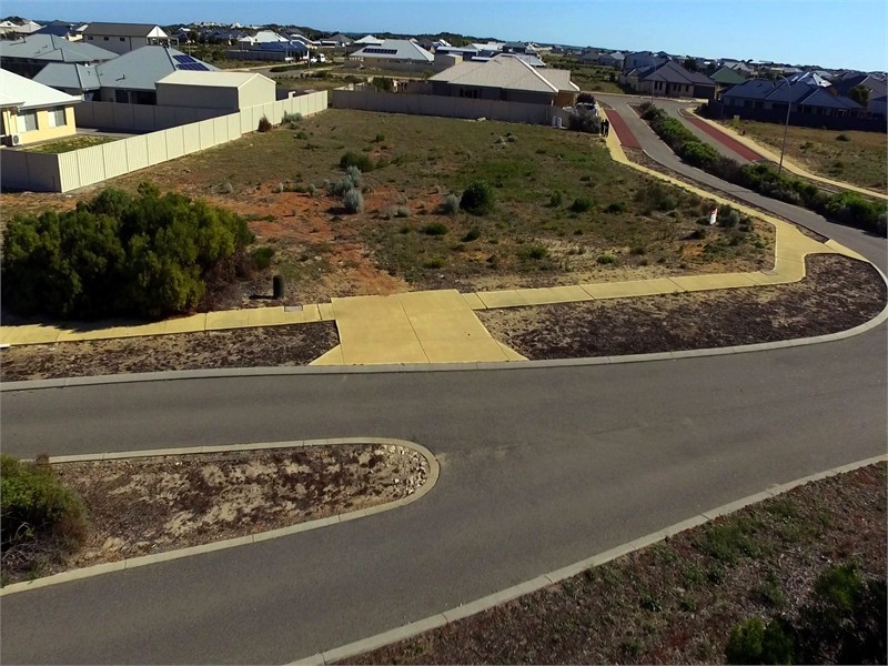 20 Crusoe Crescent Cnr Eden Way, Jurien Bay WA 6516