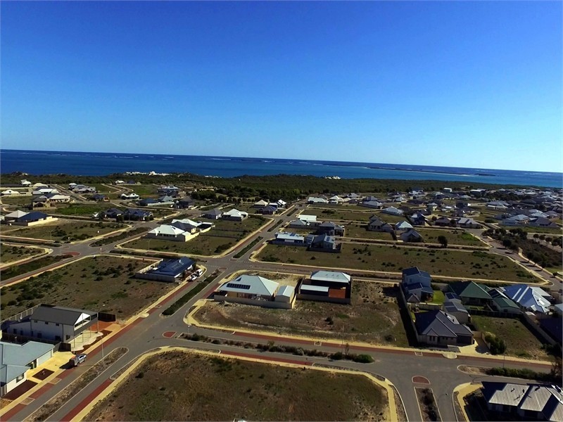 20 Crusoe Crescent Cnr Eden Way, Jurien Bay WA 6516