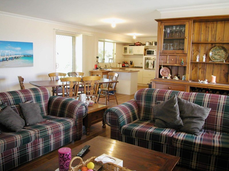 33 DRYANDRA BOULEVARD, Jurien Bay WA 6516