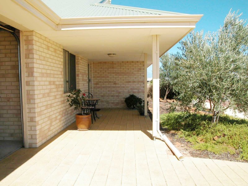 33 DRYANDRA BOULEVARD, Jurien Bay WA 6516