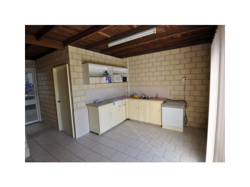 16 GYPSUM STREET, Jurien Bay WA 6516