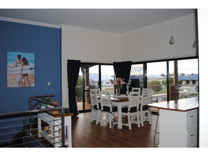 2 NEMCIA WAY, Jurien Bay WA 6516