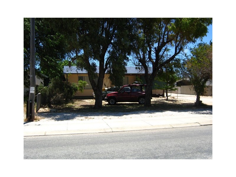 44 LESUEUR DRIVE, Jurien Bay WA 6516