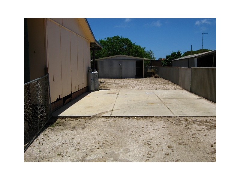 44 LESUEUR DRIVE, Jurien Bay WA 6516