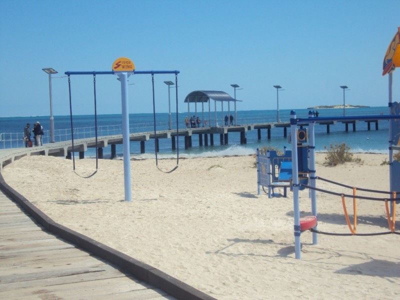 10 BREMER PARADE, Jurien Bay WA 6516