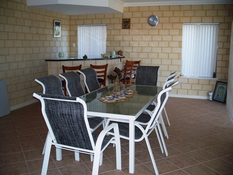 22 BLUEWATER DRIVE, Jurien Bay WA 6516