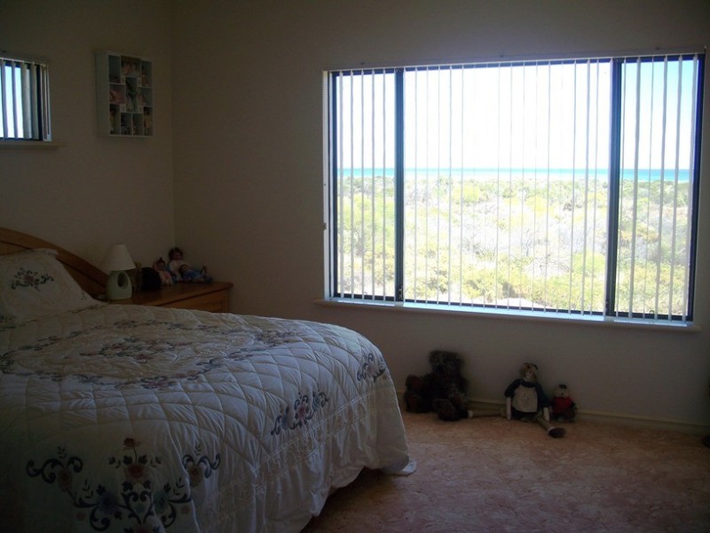 22 BLUEWATER DRIVE, Jurien Bay WA 6516