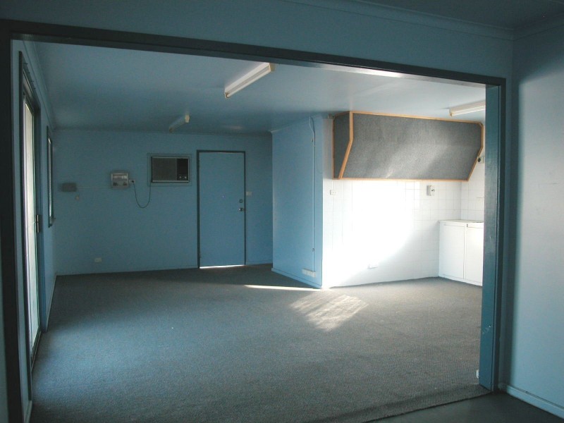 4 SPENCER STREET, Leeman WA 6514