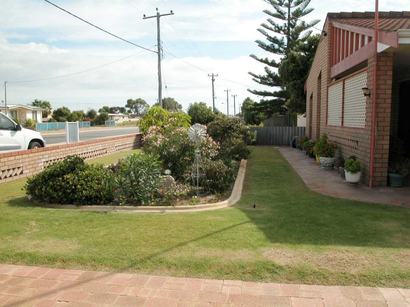 30 LESUEUR DRIVE, Jurien Bay WA 6516