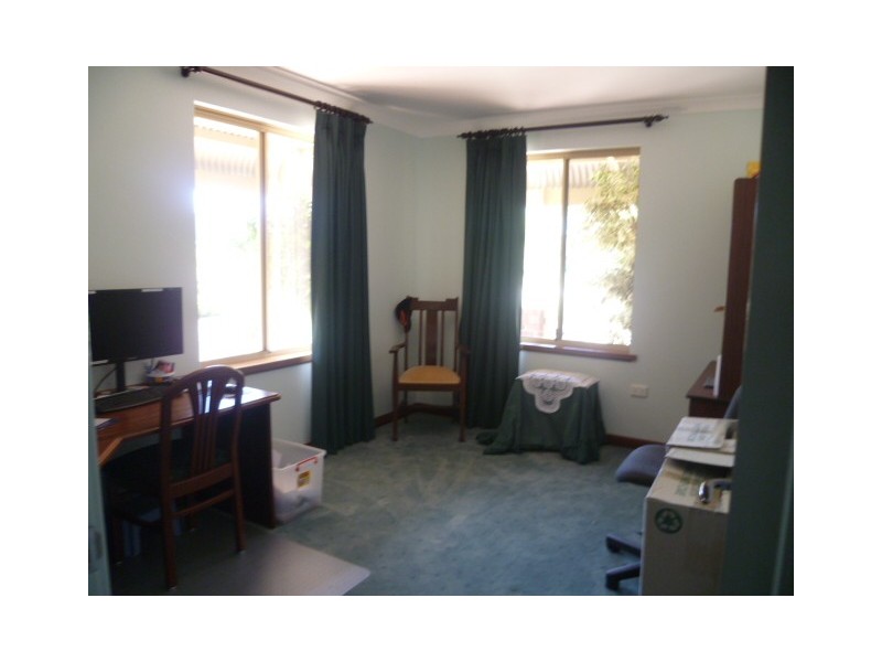 20 Heales Way, Green Head WA 6514