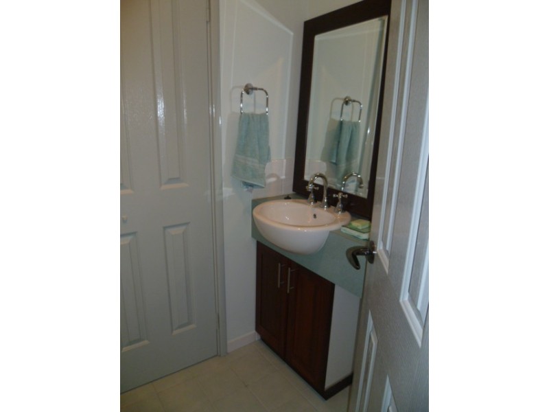 20 Heales Way, Green Head WA 6514