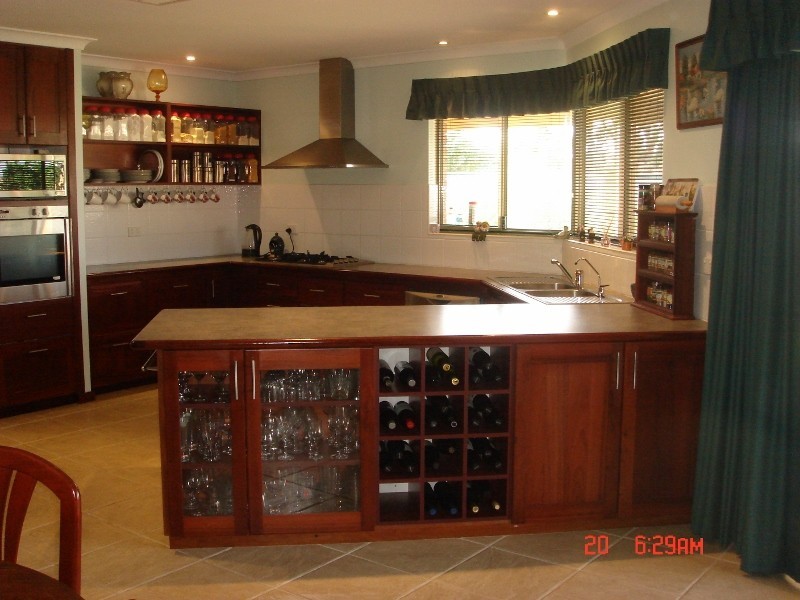 20 Heales Way, Green Head WA 6514