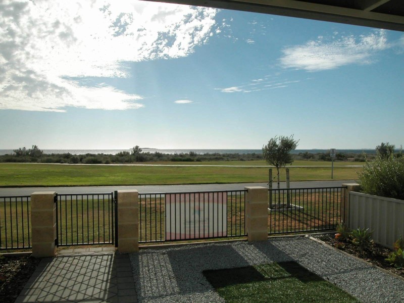 11 (Unit 13) HEATON STREET, Jurien Bay WA 6516