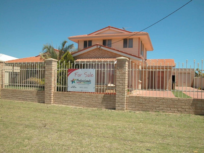 12 AGONIS STREET, Leeman WA 6514