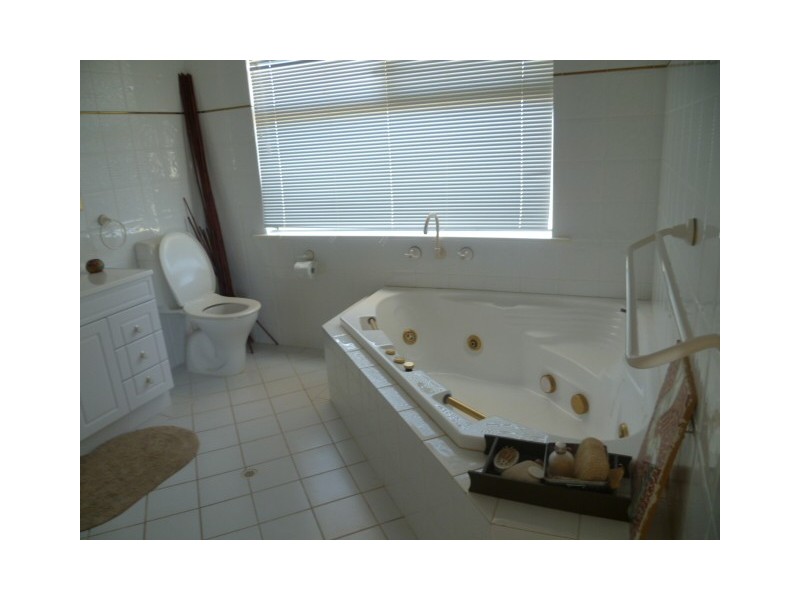 12 AGONIS STREET, Leeman WA 6514