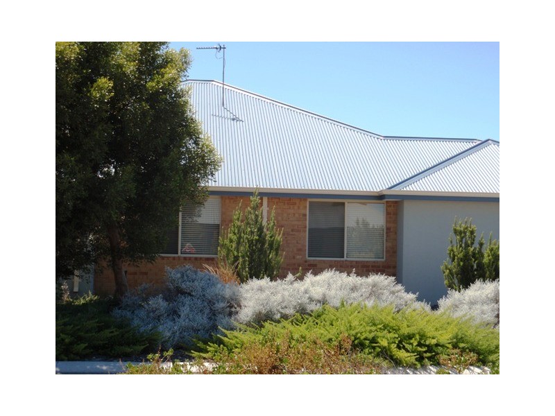 18 DRYANDRA BOULEVARD, Jurien Bay WA 6516