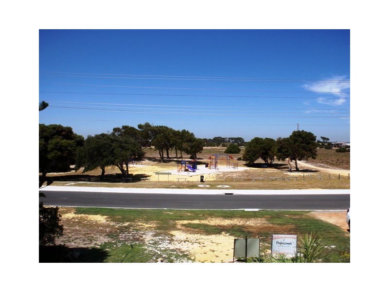 25 WESTON STREET, Cervantes WA 6511