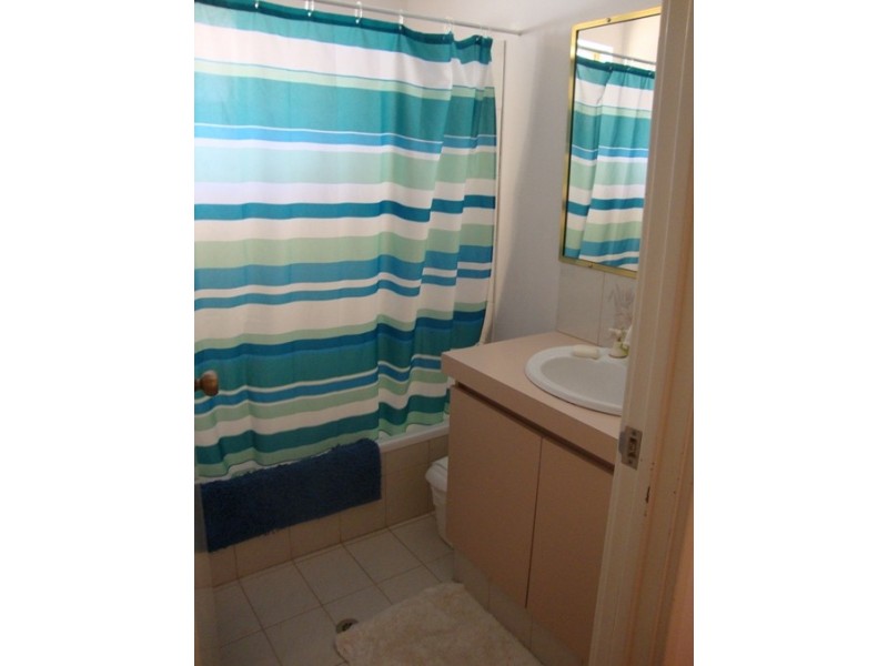 13 Tamarisk St, Leeman WA 6514