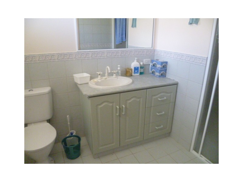 24 Hunter Cres, Green Head WA 6514