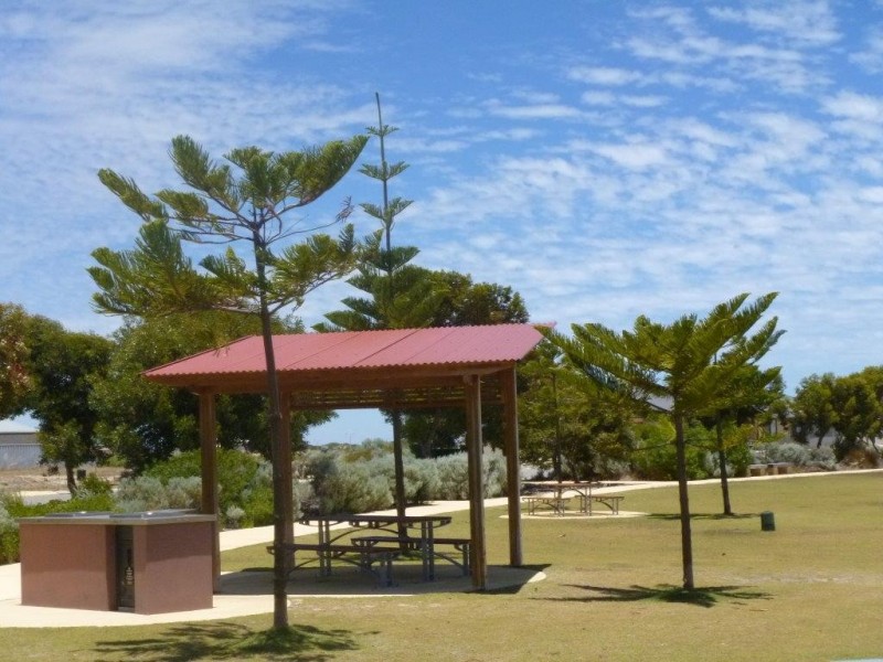 44 BETTONG AVENUE, Jurien Bay WA 6516