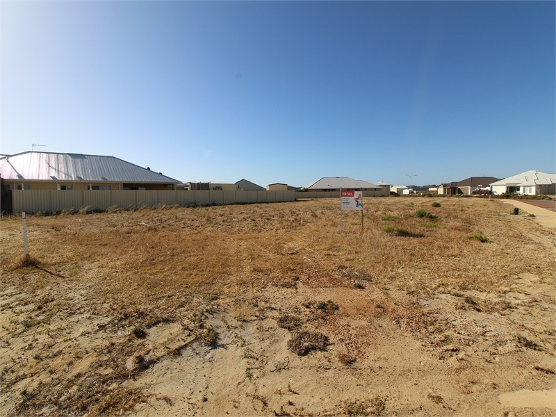 44 BETTONG AVENUE, Jurien Bay WA 6516