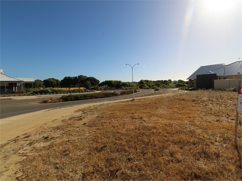 44 BETTONG AVENUE, Jurien Bay WA 6516