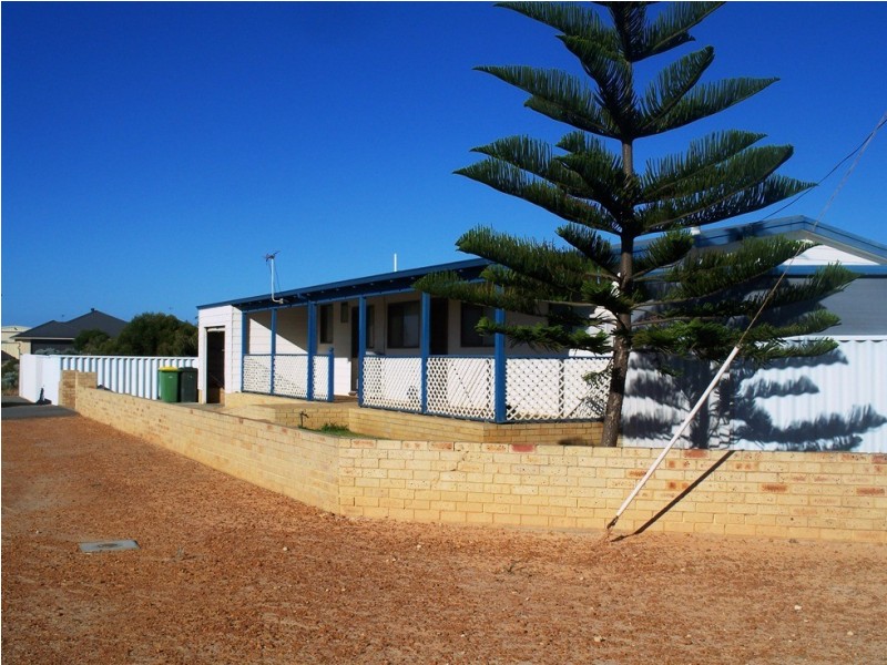 2 AVOCET STREET, Jurien Bay WA 6516