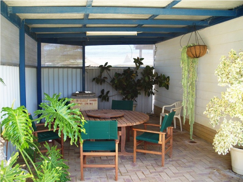 2 AVOCET STREET, Jurien Bay WA 6516