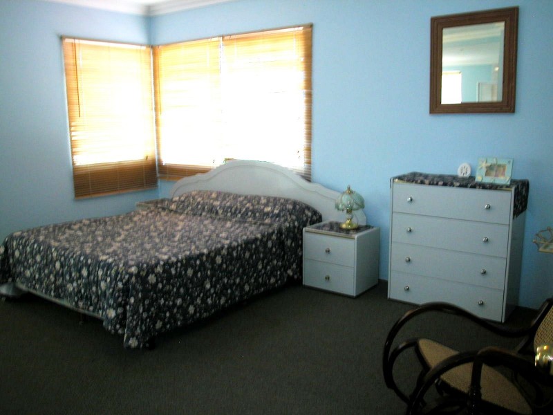 6 COUBROUGH PLACE, Jurien Bay WA 6516