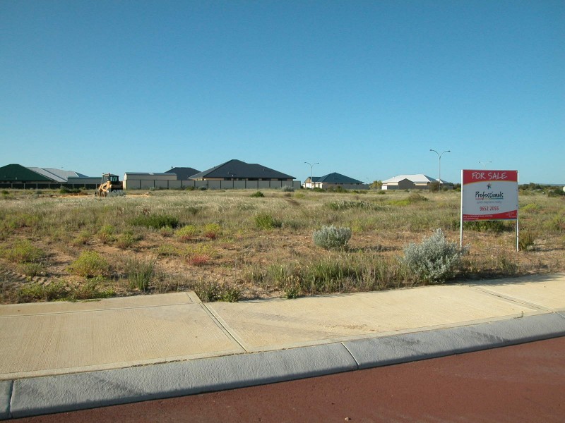 25 HAMELIN AVENUE, Jurien Bay WA 6516