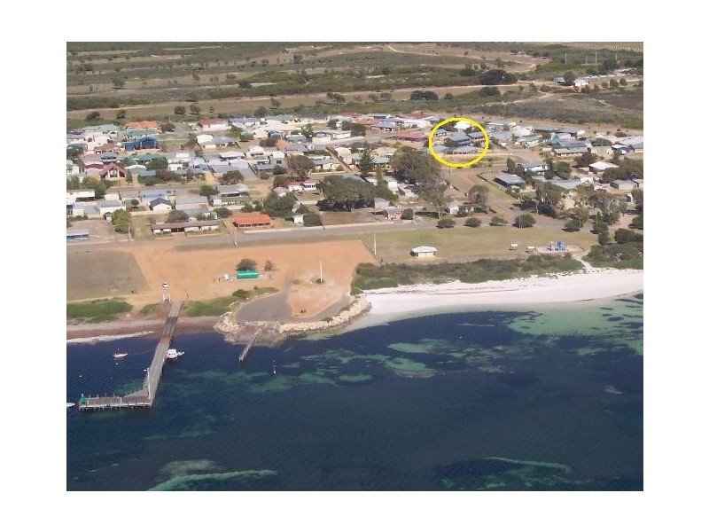 1/5 Hutchcraft Crt, Green Head WA 6514