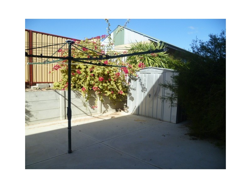 1/5 Hutchcraft Crt, Green Head WA 6514