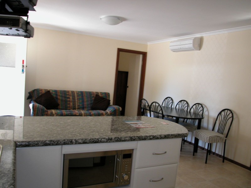 5 WESTLAKE WAY, Jurien Bay WA 6516