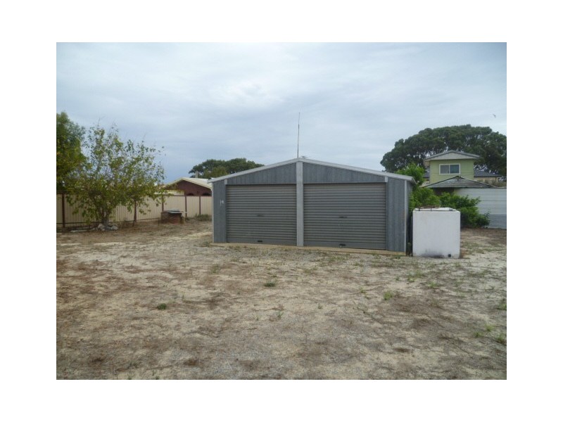 21 NAIRN STREET, Leeman WA 6514