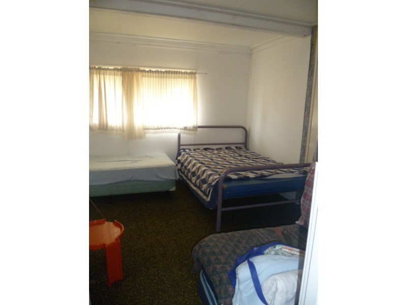 21 NAIRN STREET, Leeman WA 6514