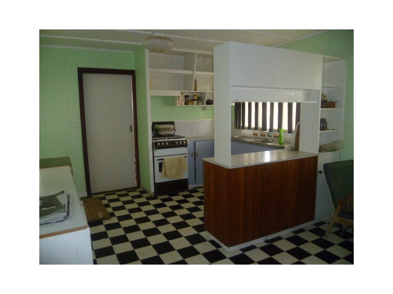 21 NAIRN STREET, Leeman WA 6514