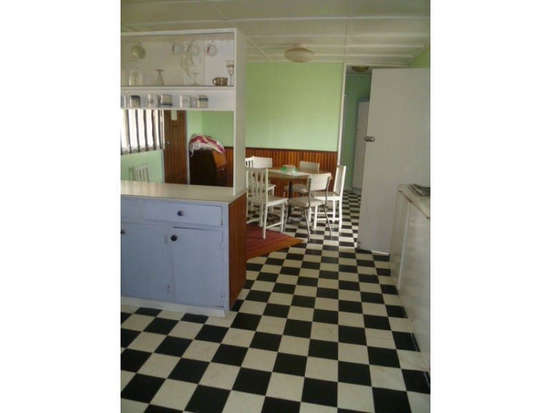 21 NAIRN STREET, Leeman WA 6514